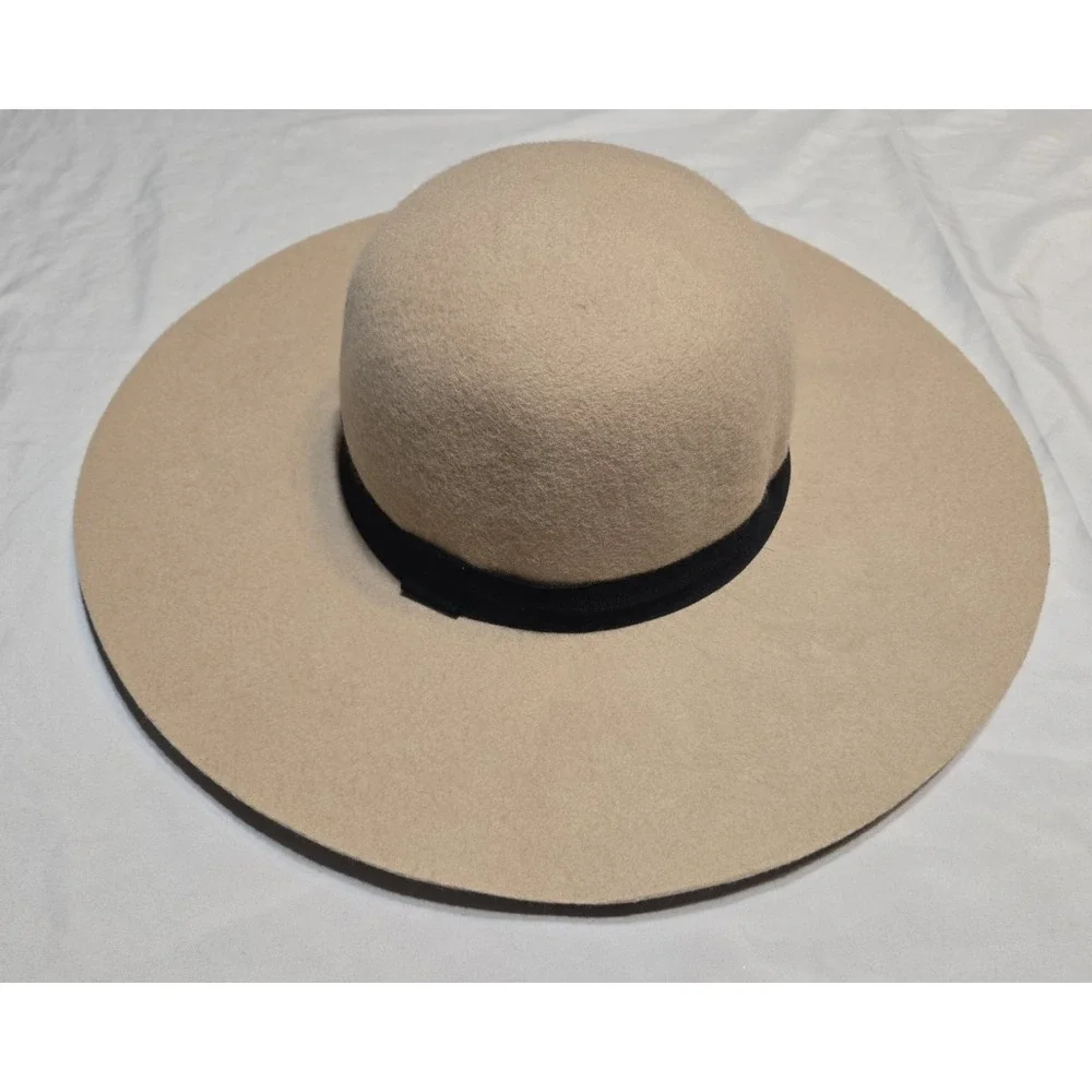 Kittenish Women's 100% Wool Felt Wide Brim Floppy Hat by Jessie James Decker Tan